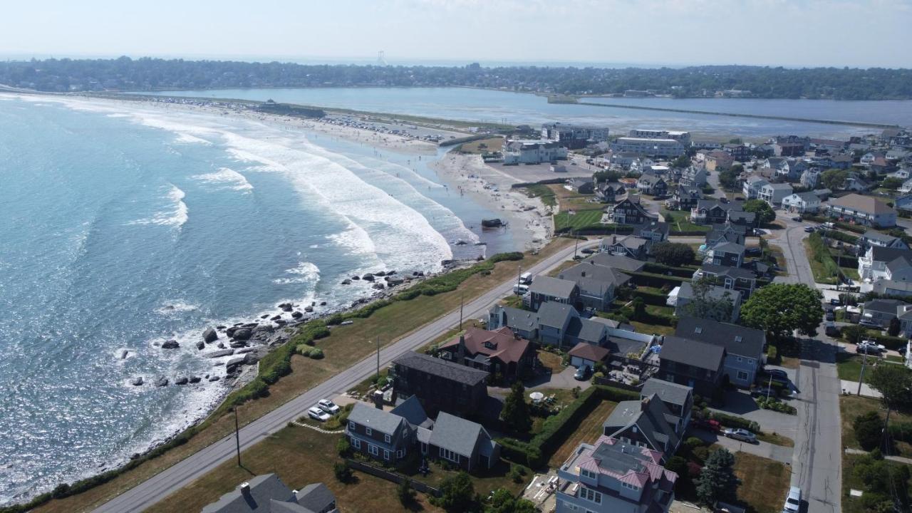 Rhea'S Inn By The Sea Middletown Exterior photo